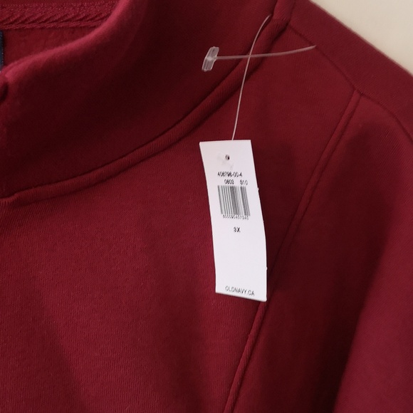 New With Tags Women's Old Navy Red Sweatshirt Size 3X w Front Pocket - Picture 3 of 7